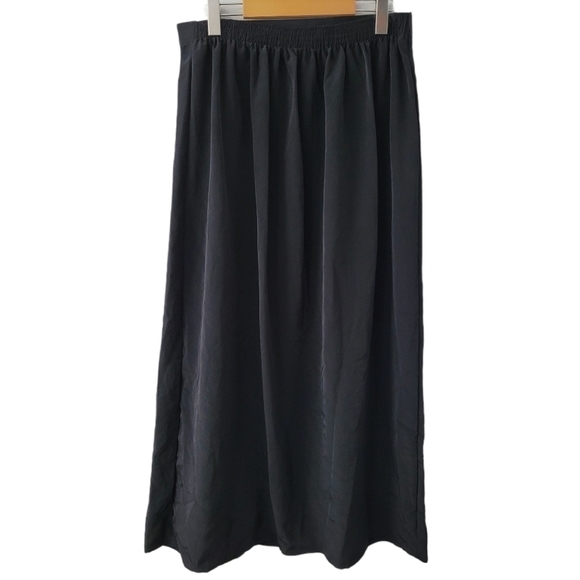 Black Maxi Skirt Split Thigh Size: LG Lightweight Flowy Stretch waist New - Picture 4 of 7